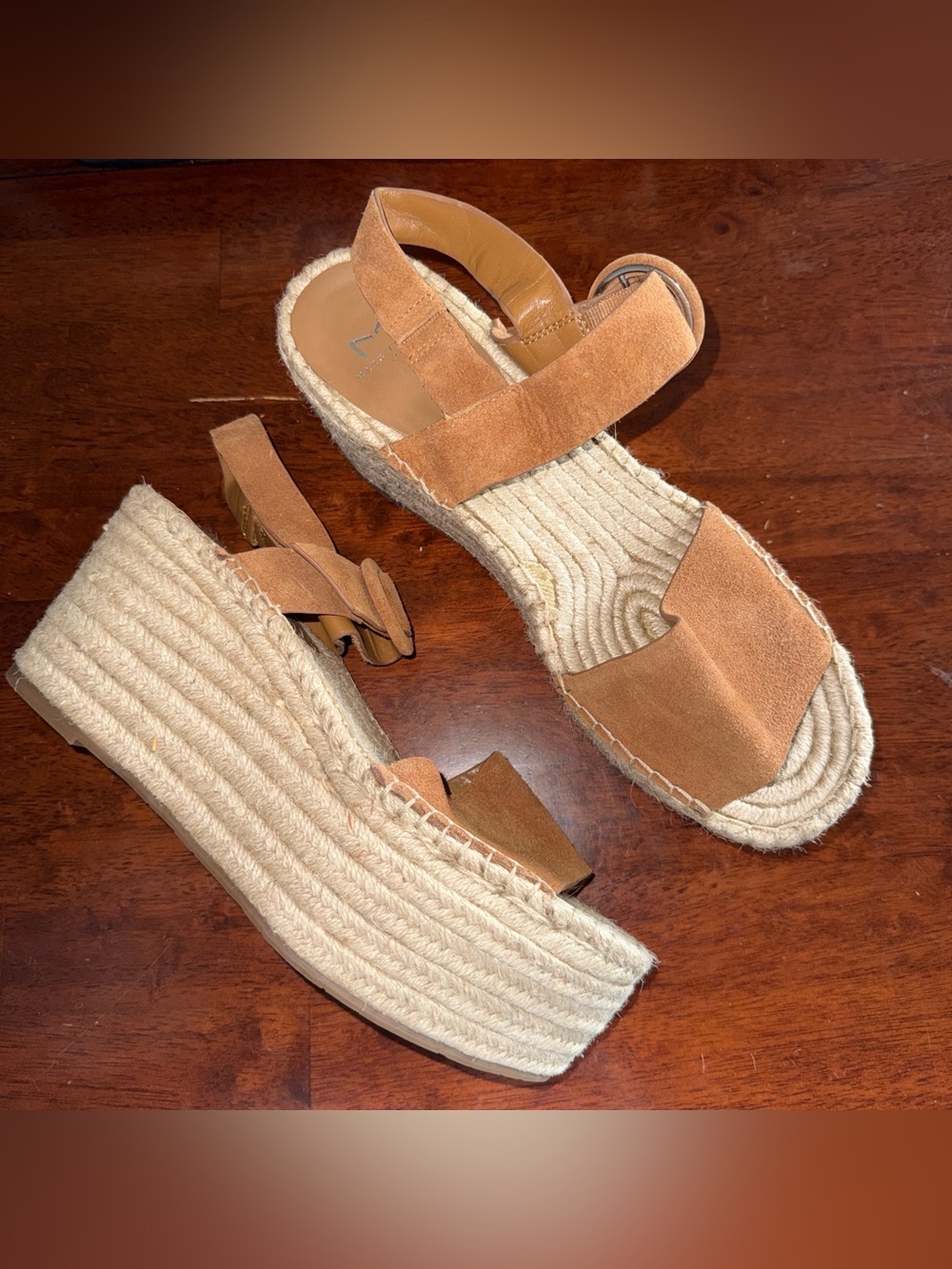 MARC FISHER women’s Tan brown suede platform sandals sz 91/2 ✨
